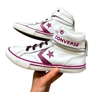 Calzado botita Converse blanco y rosa para niña de calce 35.5