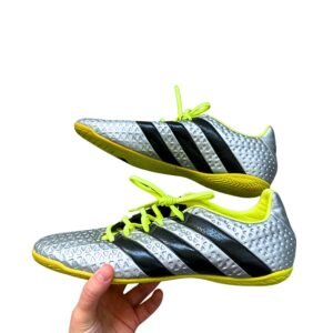 Adidas Futsal Plateadas (Calce 43.5)